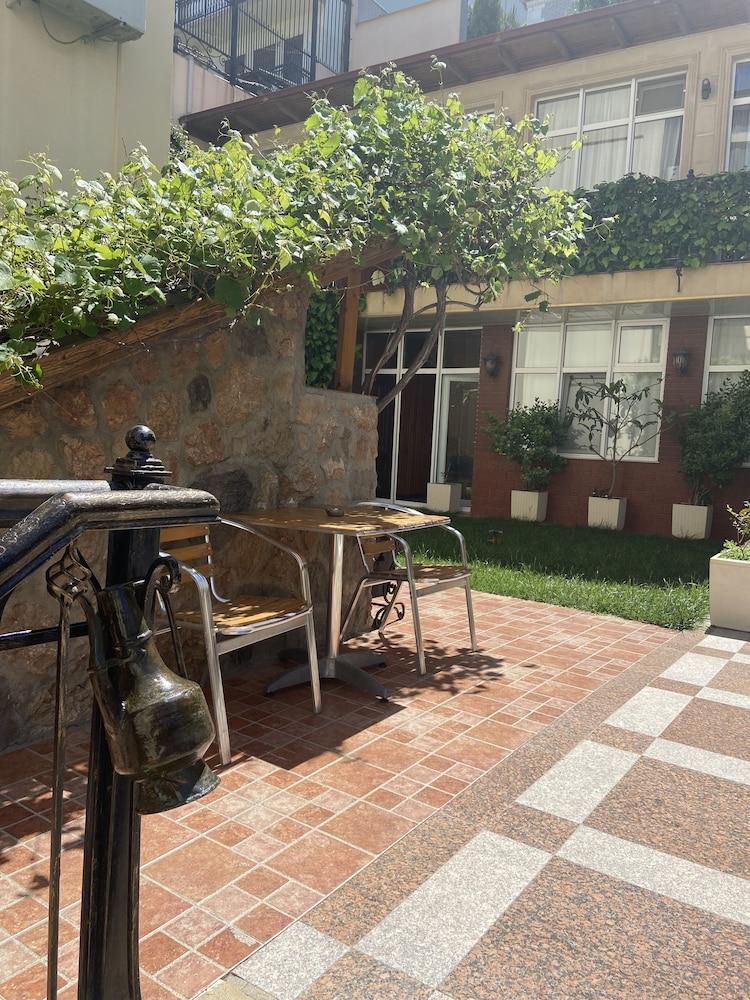 East Legend Hotel Baku Exteriér fotografie